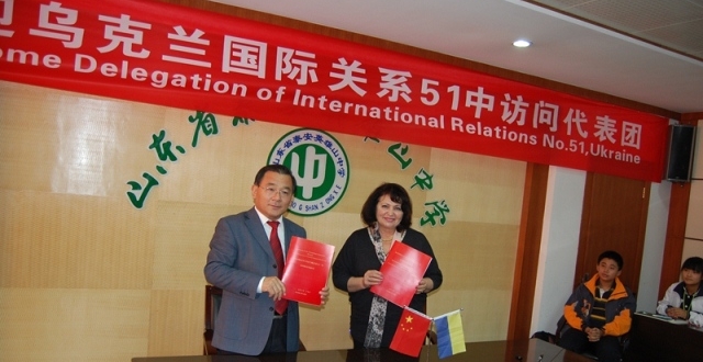 Шкільні навчальні заклади Китайської Народної Республіки та Печерського району підписали угоду про співробітництво (Документ)