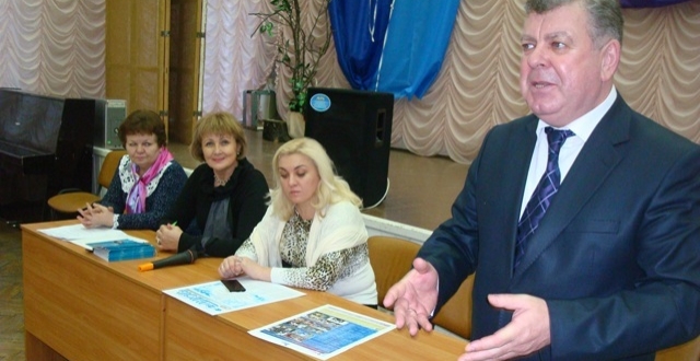 Зустріч керівництва Печерської РДА з головами первинних профспілкових організацій закладів освіти району